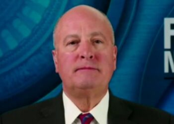 USAA CEO Juan Andrade says customers feeling “uncertainty, anxiety” amid shutdown
